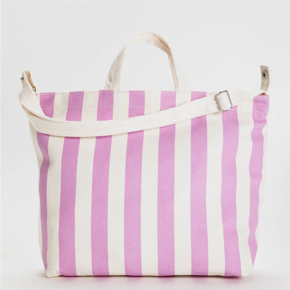 BAGGU Horizontal Zip Duck Bag : Pink Awning Stripe
NWT